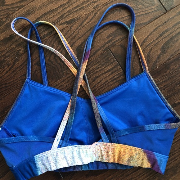 Reebok Lux Strappy Sports Bra Size Small - Picture 2 of 3